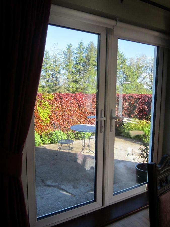 Conways B&B Клэрморрис Экстерьер фото